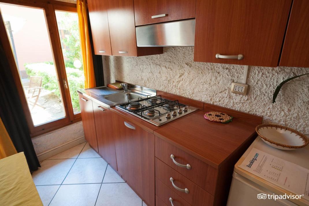 Solemare Accommodation Альгеро Екстер'єр фото